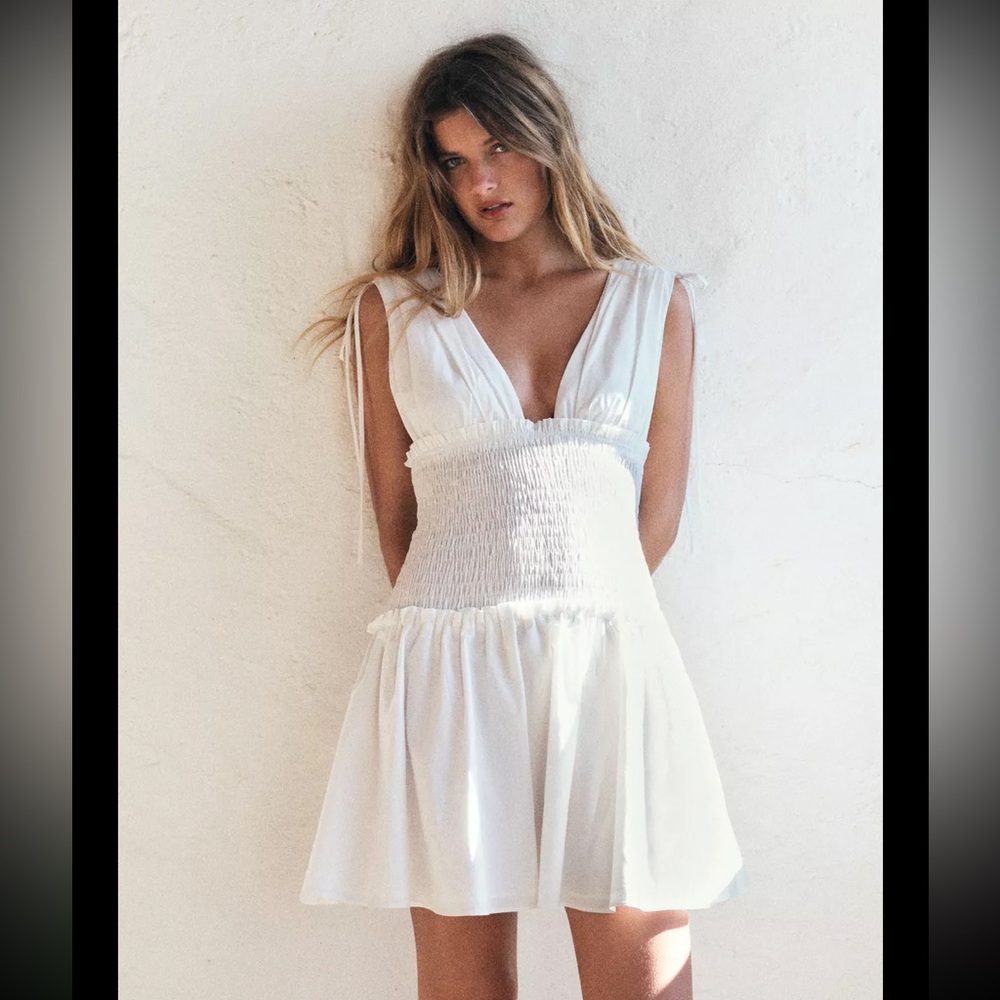 Elegant White Sleeveless cotton summer Dress